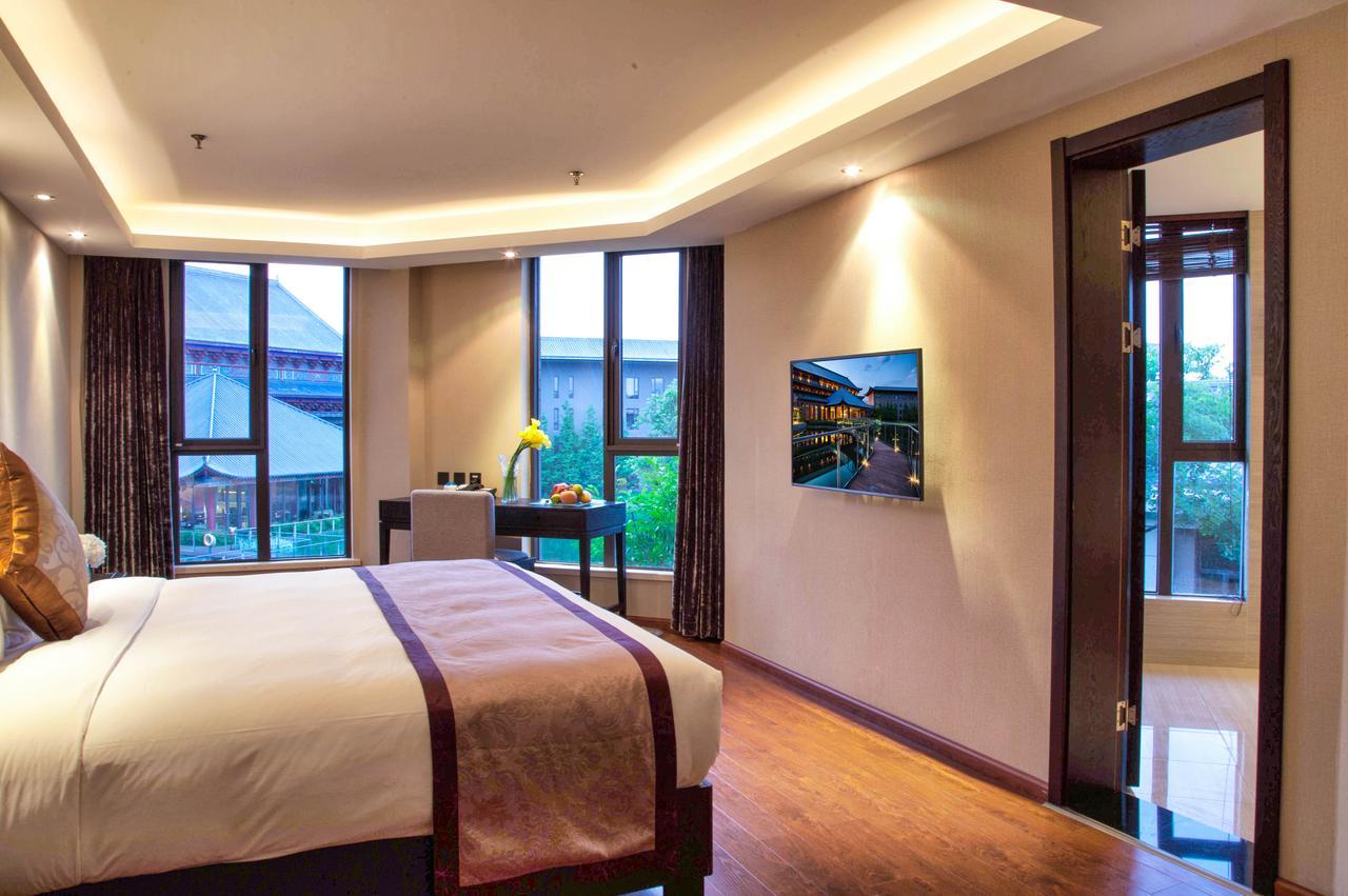 Cloud Luo Ping Hotel Luoping Exterior photo