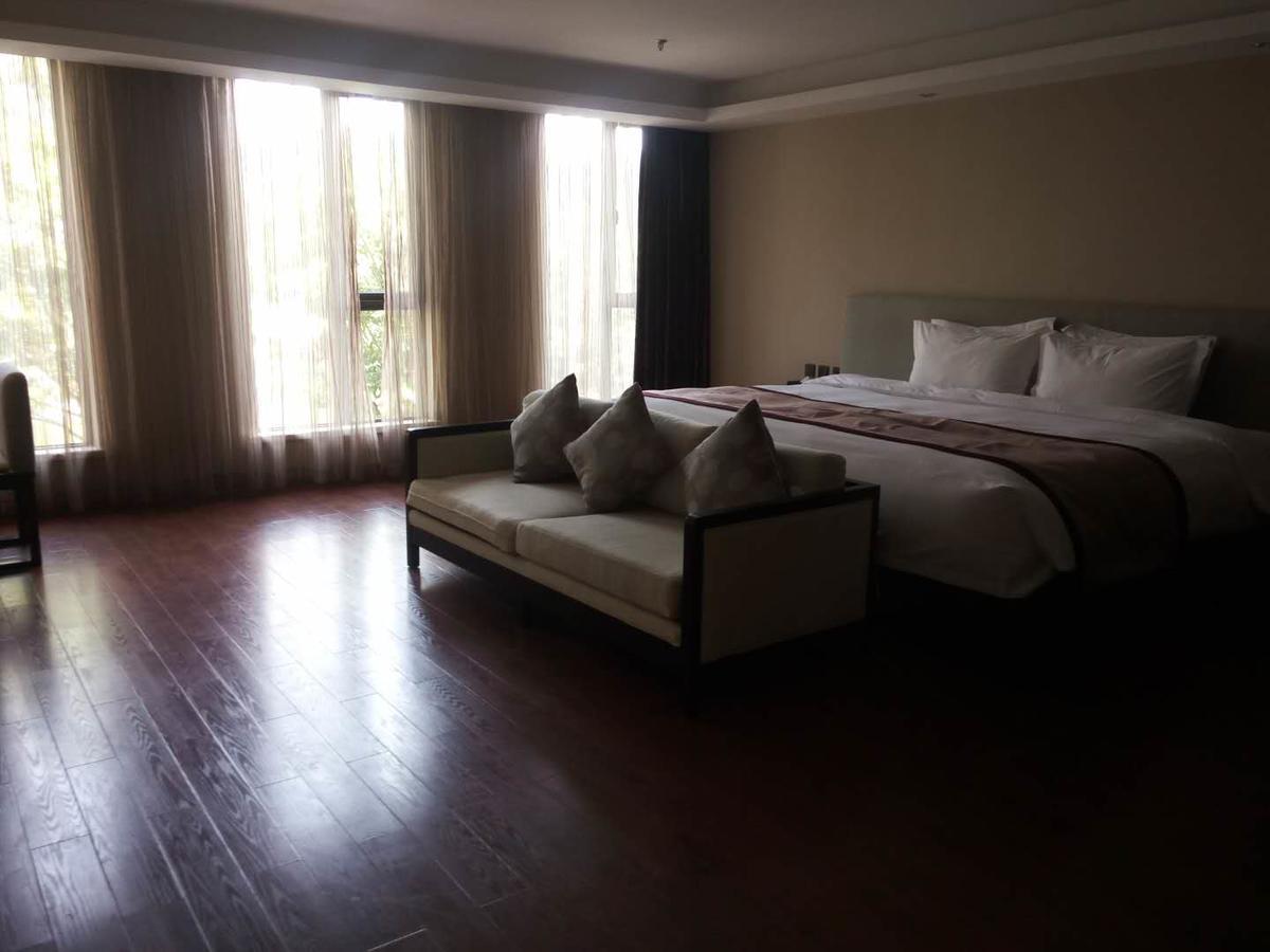 Cloud Luo Ping Hotel Luoping Exterior photo