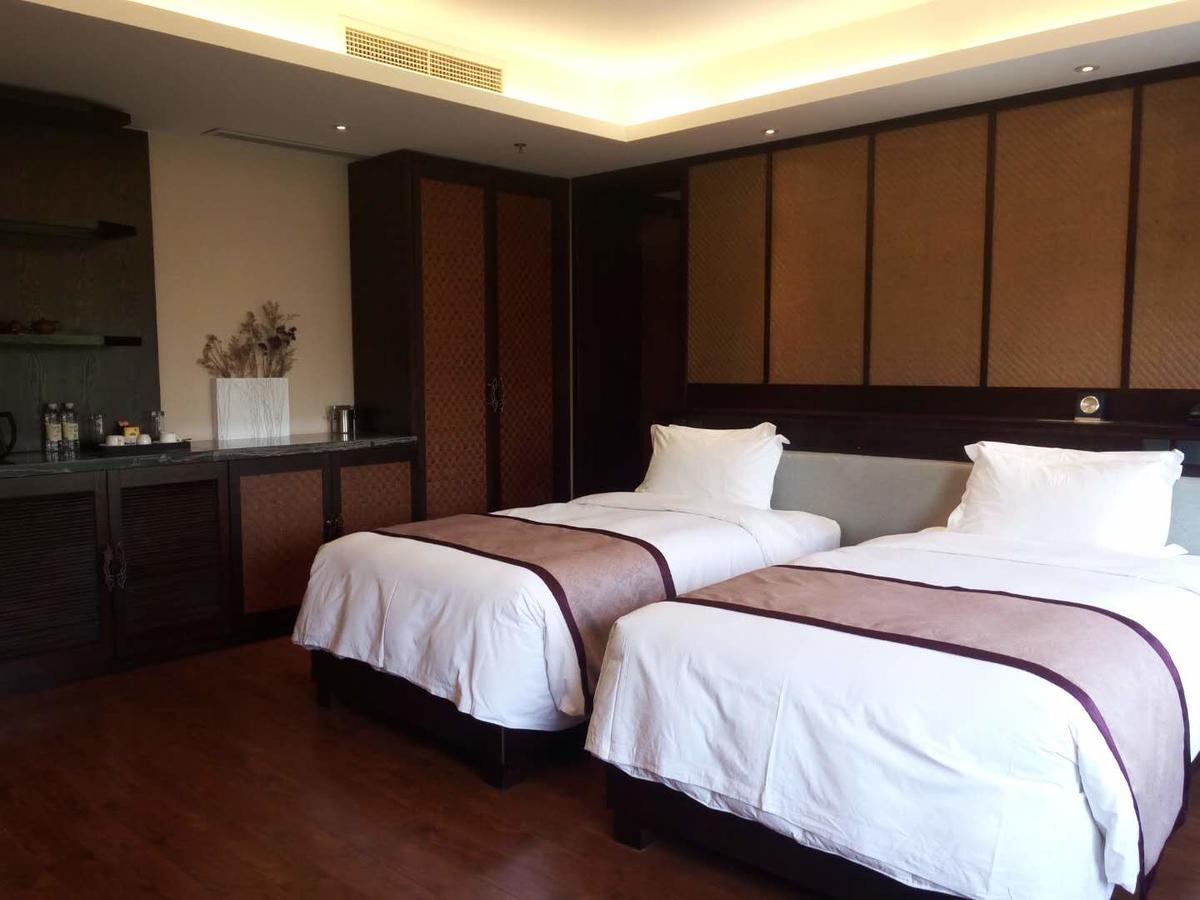 Cloud Luo Ping Hotel Luoping Exterior photo