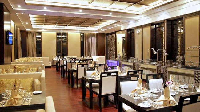 Cloud Luo Ping Hotel Luoping Restaurant photo